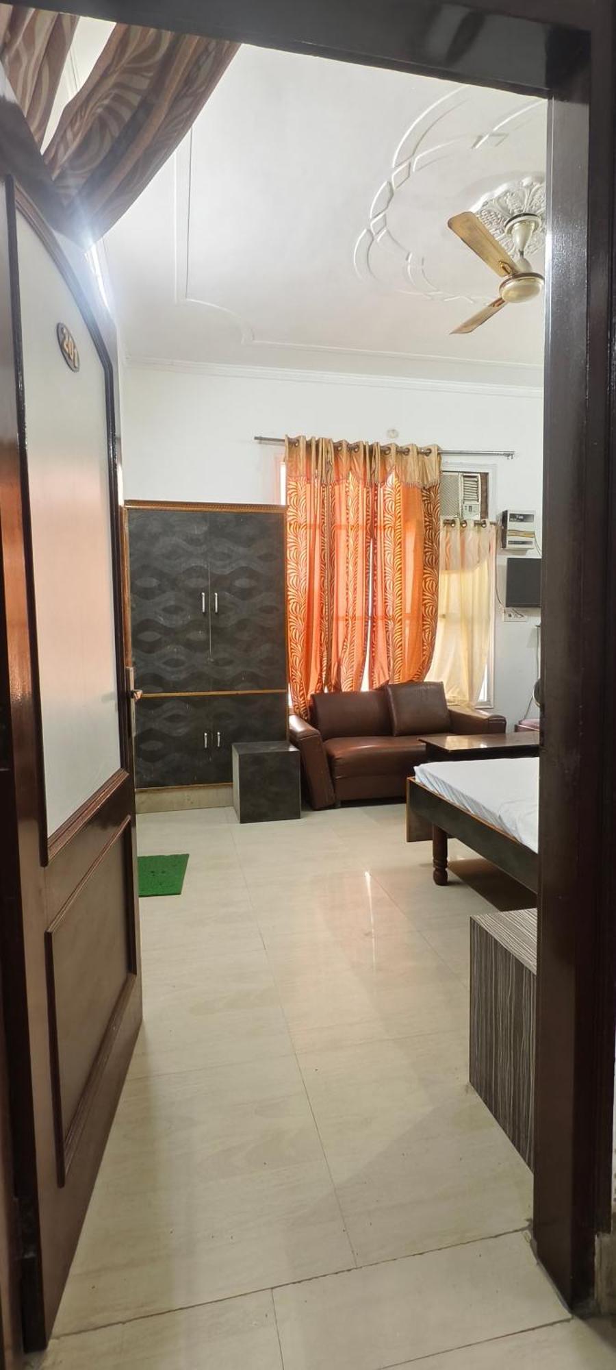 Surya Hotel Sirsa Extérieur photo